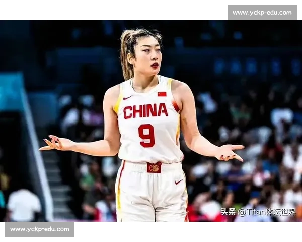 女篮外线哑火引争议!名记力挺宫鲁鸣铁腕决策,李梦缺席背后的战略博弈 女篮外线哑火引争议!名记力挺宫鲁鸣铁腕决策,李梦缺席背后的战略博弈